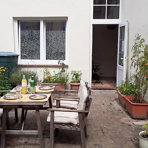 Apartment 1-zimmer-apartment 1 Im 1. Obergeschoss